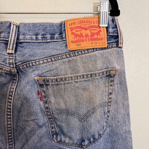 Levis 505 Jeans Men 34X30 Blue Denim Straight Leg Regular Fit Casual Medium Wash - Picture 9 of 12